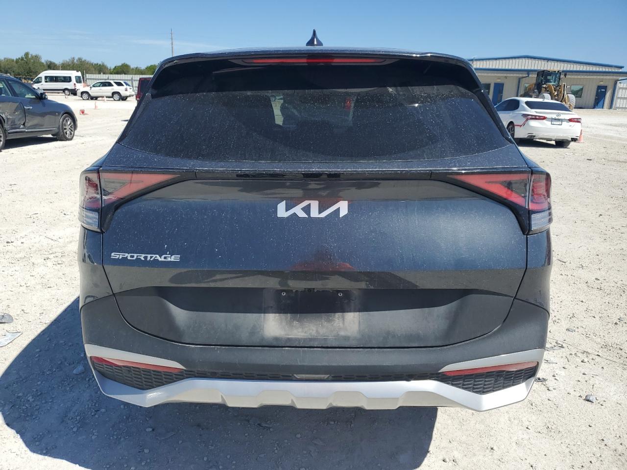 2023 Kia Sportage - Image 6