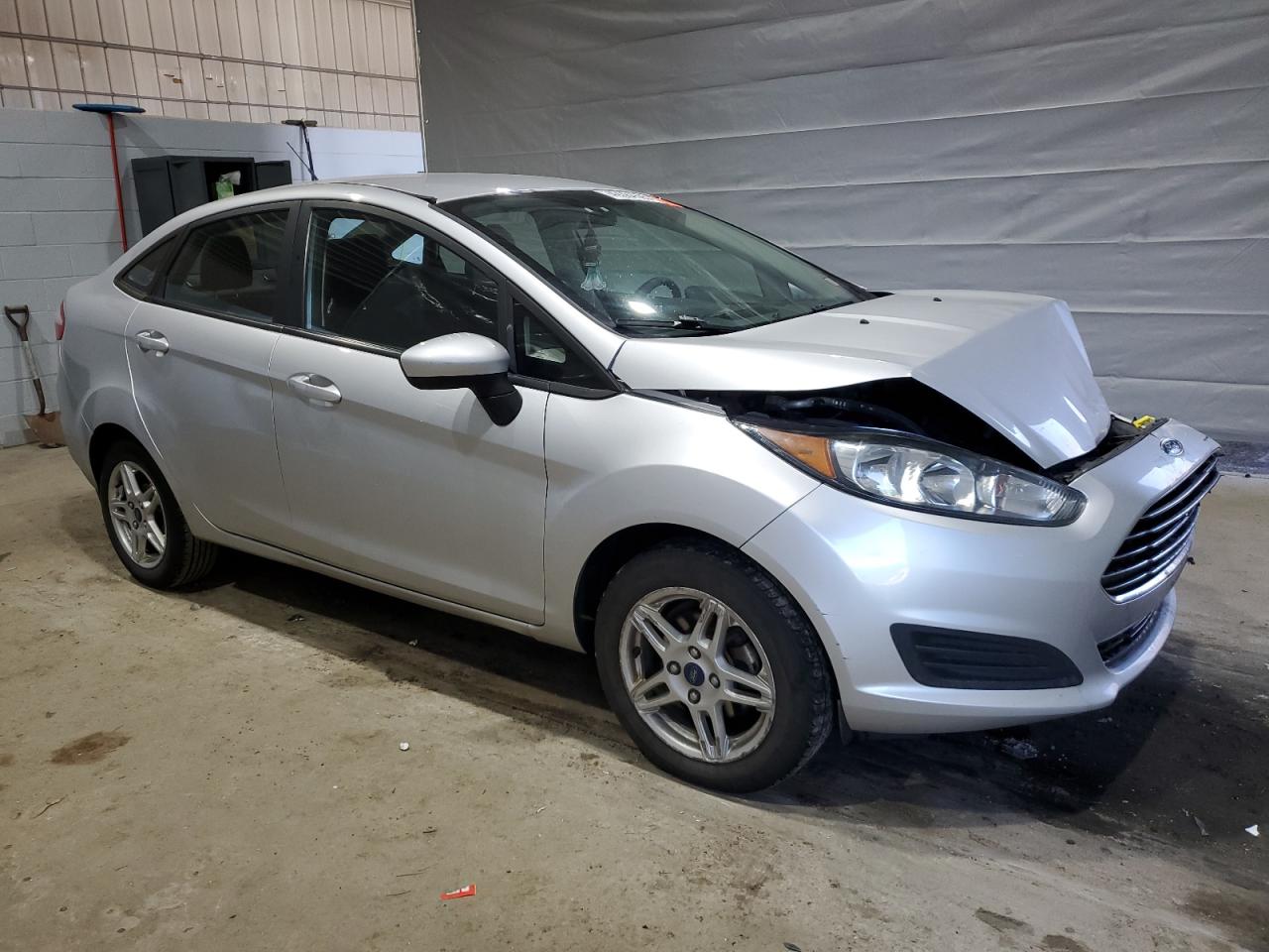 2017 Ford Fiesta - Image 4