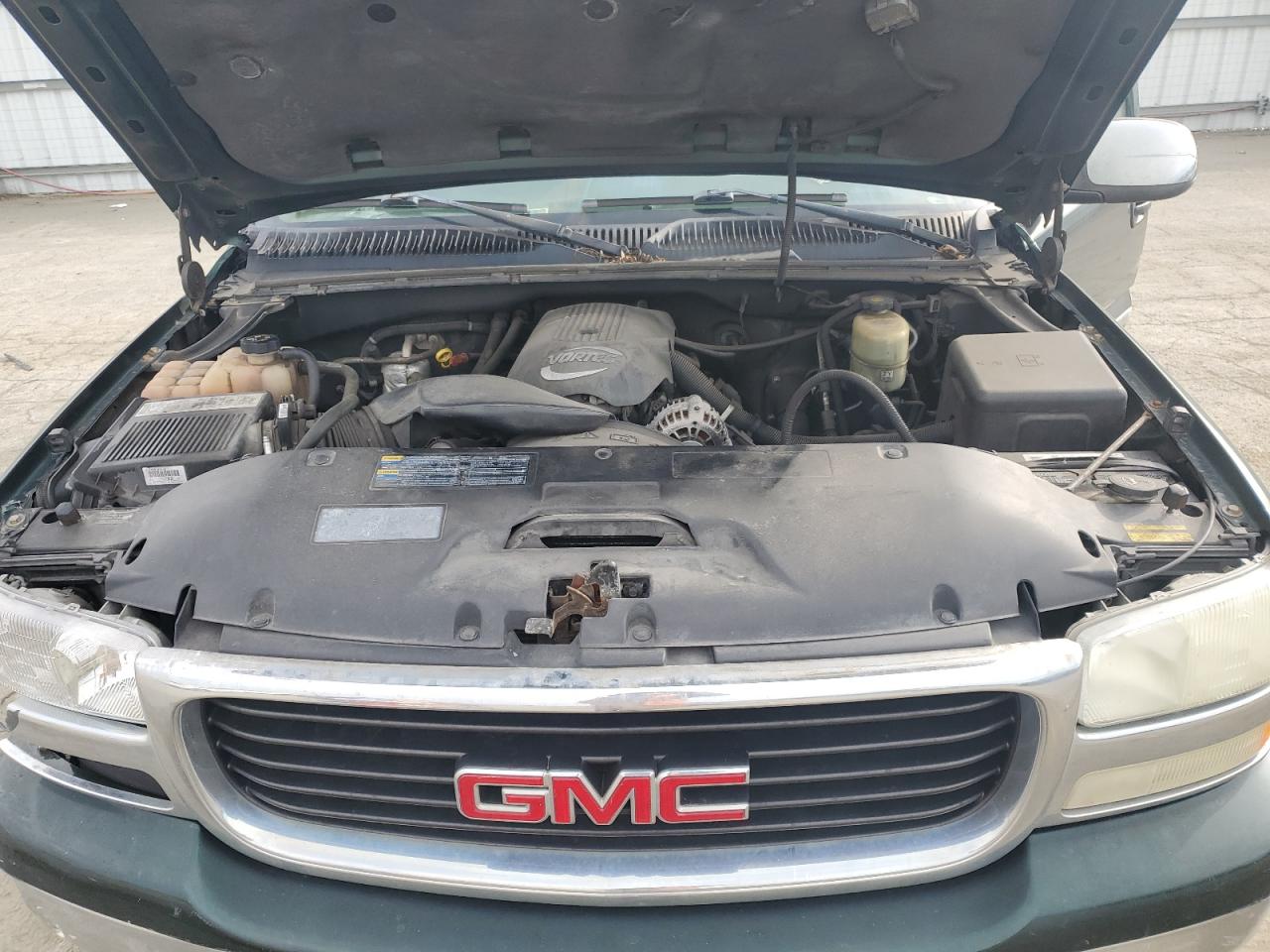 2002 GMC Sierra - Image 11