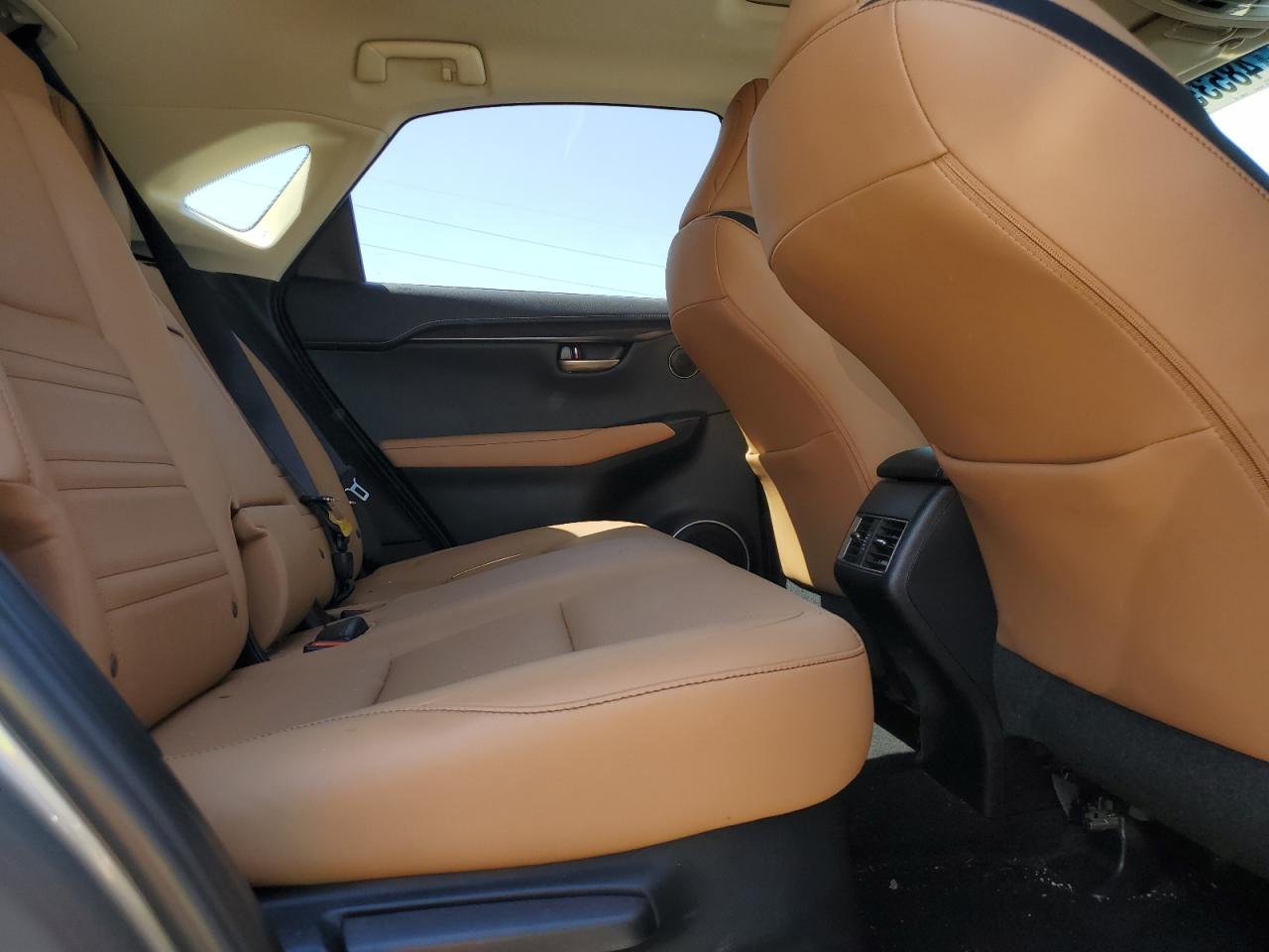 2017 Lexus NX - Image 11