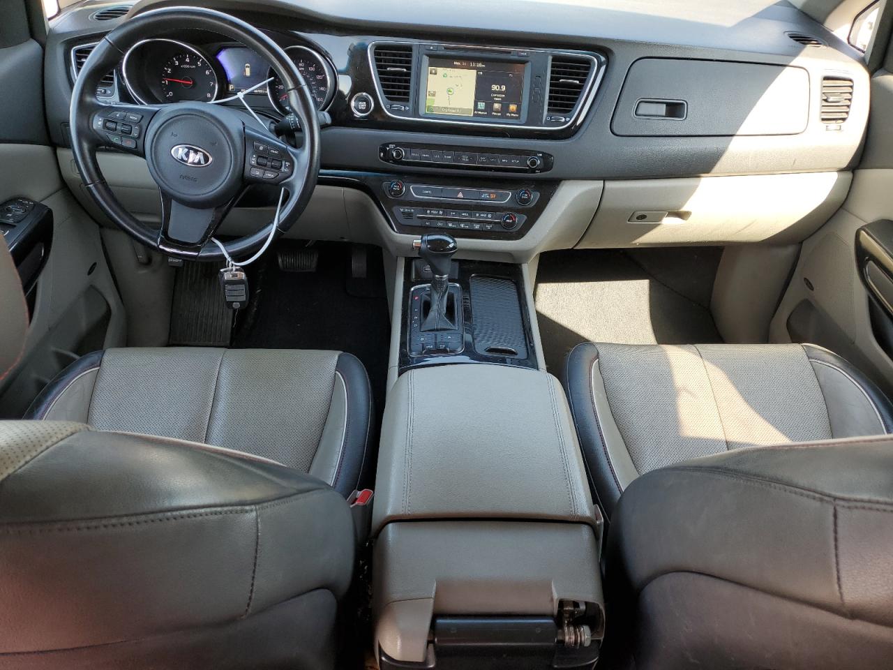 2016 Kia Sedona - Image 8
