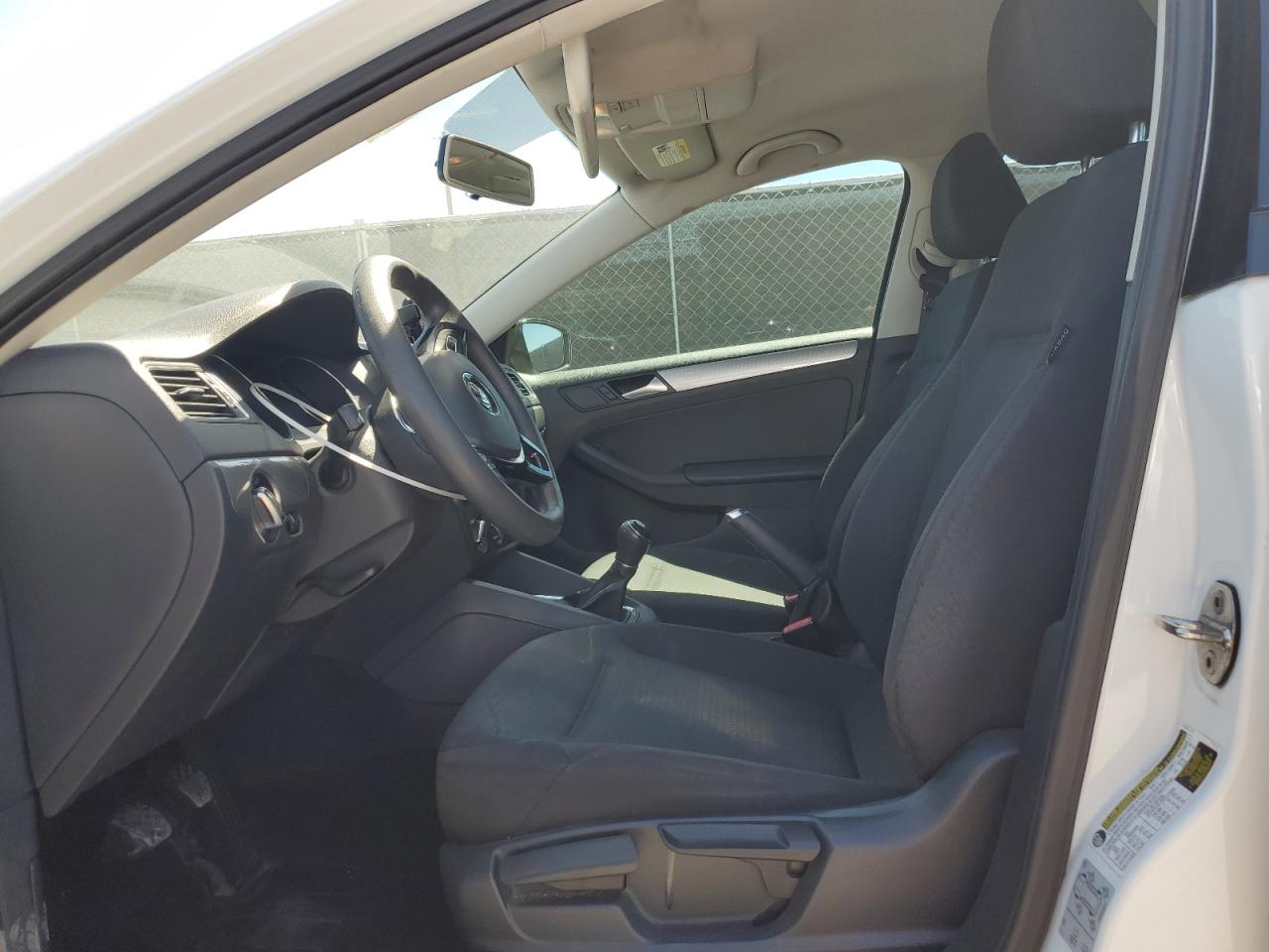 2016 Volkswagen Jetta - Image 7