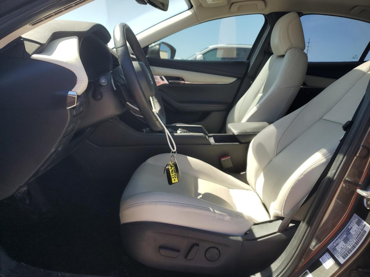 2023 Mazda 3 - Image 7
