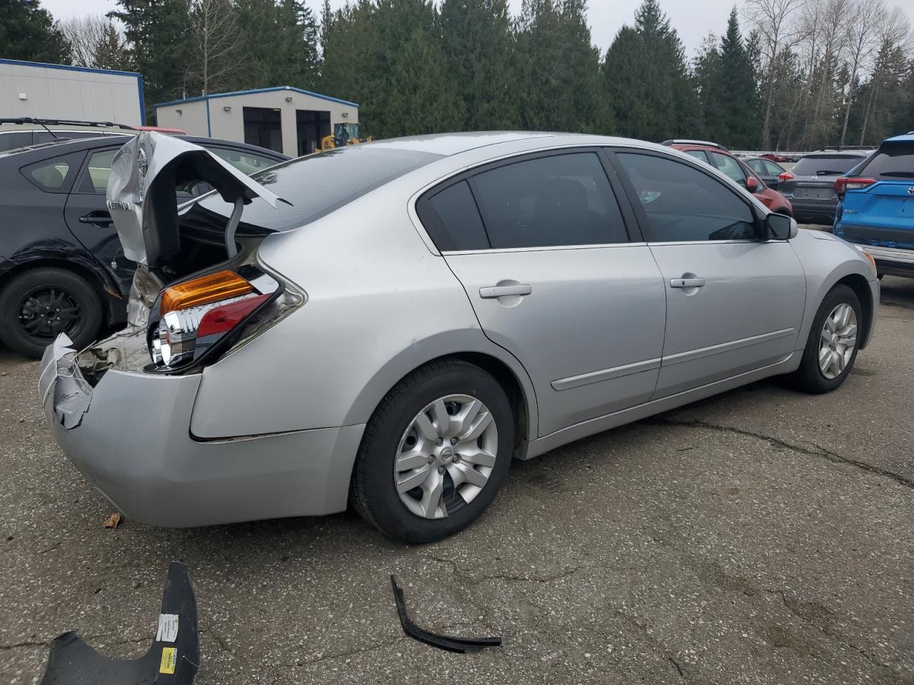 2010 Nissan Altima - Image 3