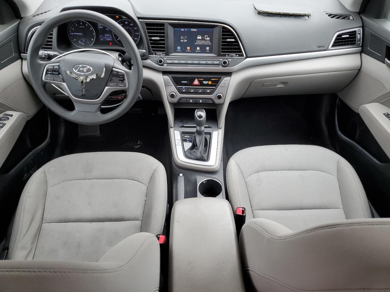 2017 Hyundai Elantra - Image 8