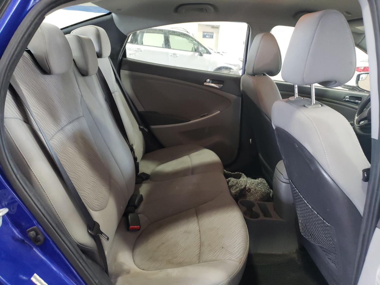 2014 Hyundai Accent - Image 10