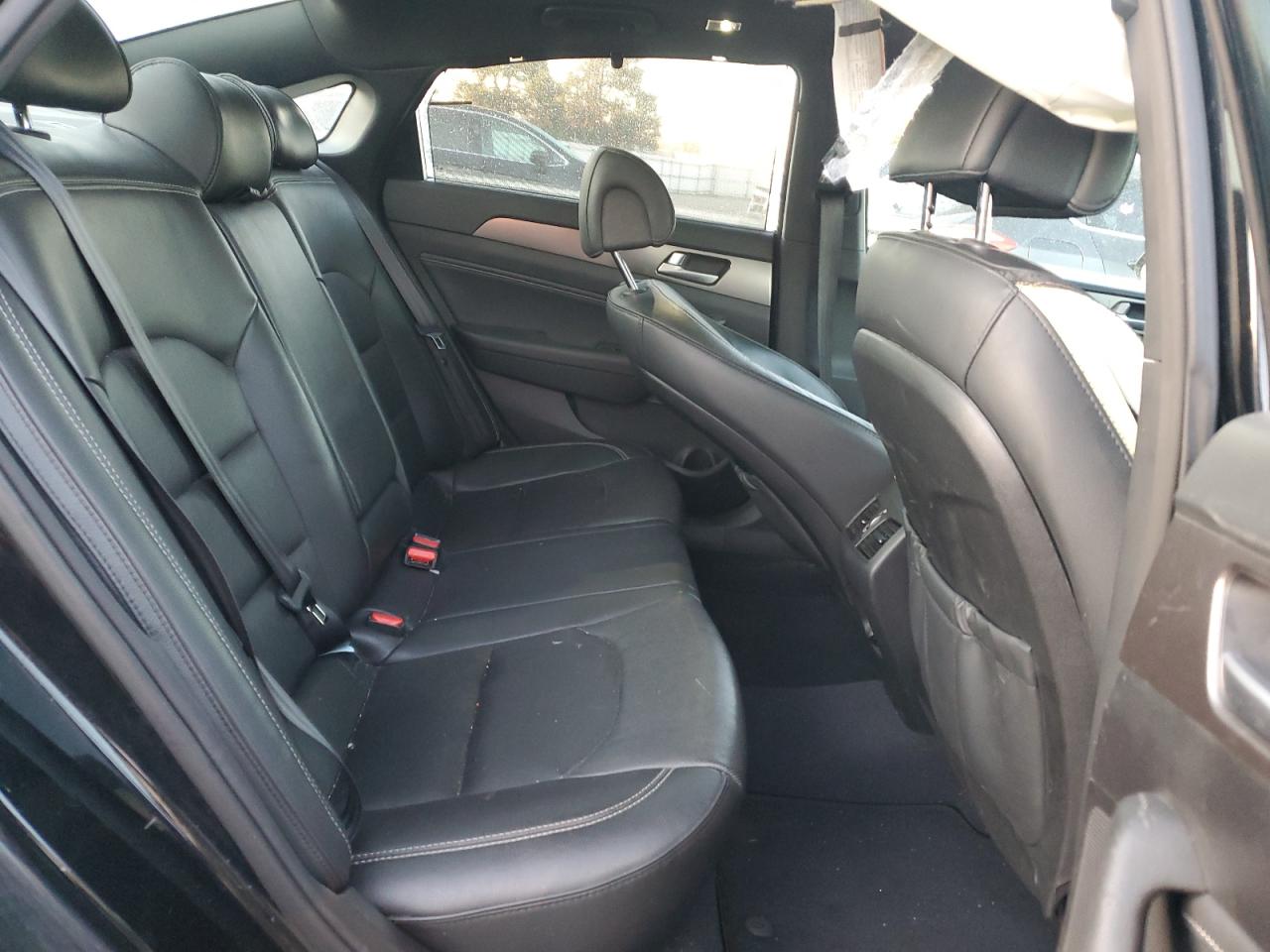 2015 Hyundai Sonata - Image 10