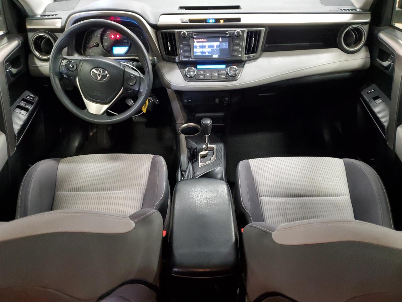 2015 Toyota RAV 4 - Image 8