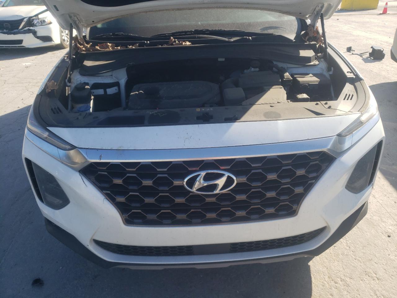 2019 Hyundai Santa Fe - Image 13