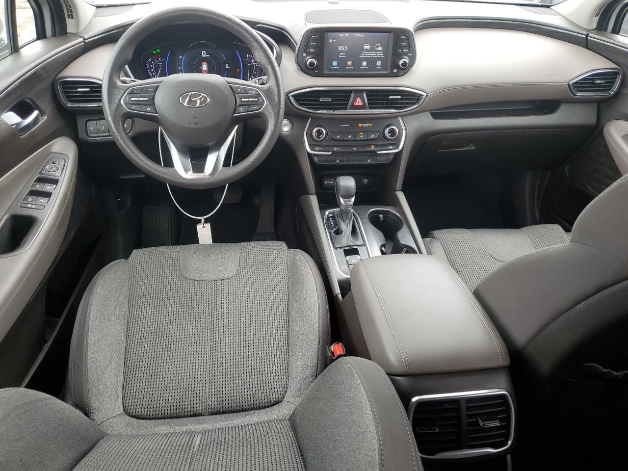 2020 Hyundai Santa Fe - Image 8