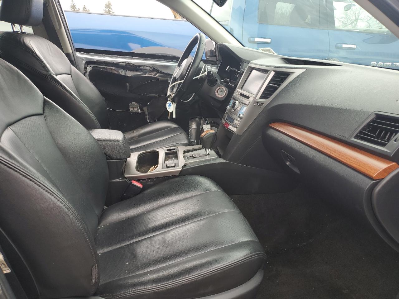 2013 Subaru Outback - Image 7