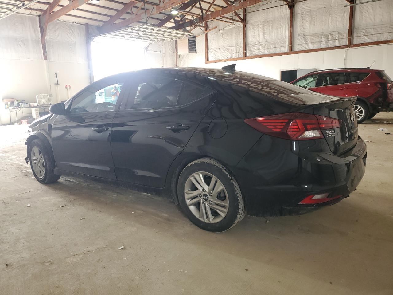 2019 Hyundai Elantra - Image 2