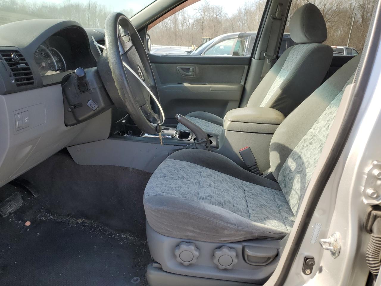 2008 Kia Sorento - Image 7