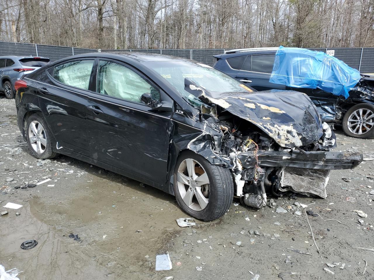 2013 Hyundai Elantra - Image 4