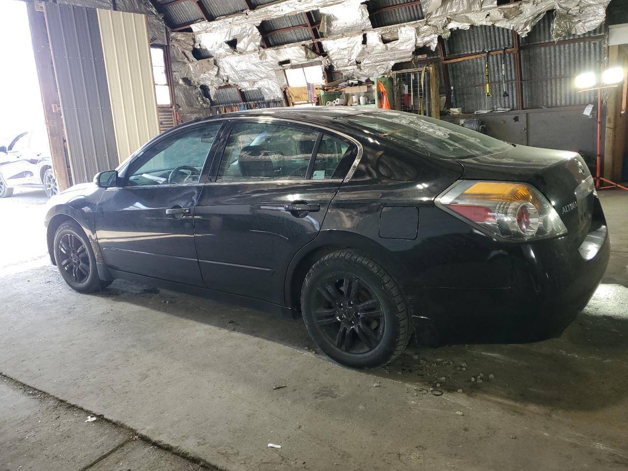 2012 Nissan Altima - Image 2