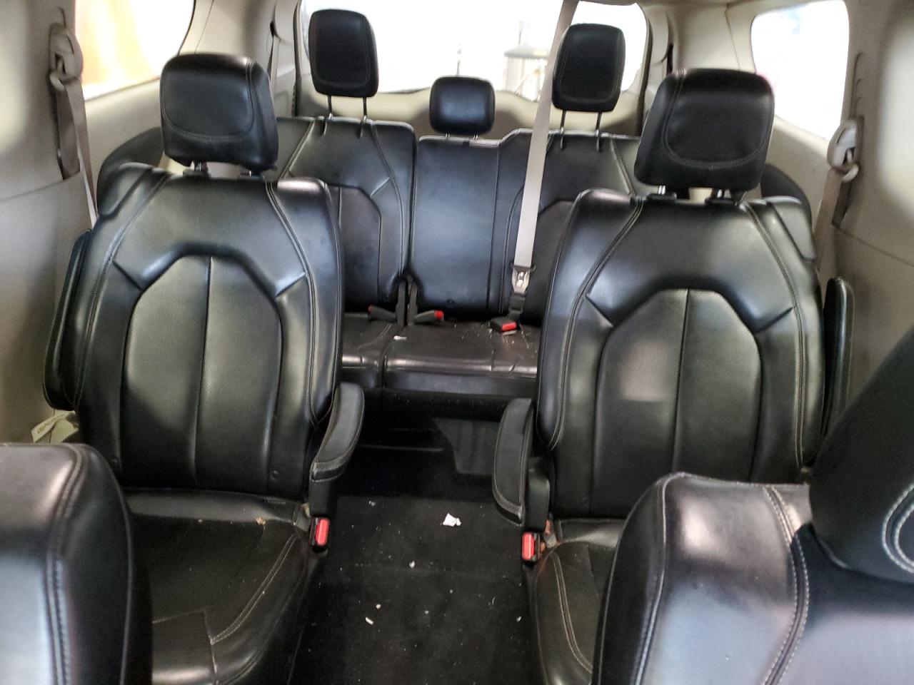 2020 Chrysler Voyager Lxi VIN: 2C4RC1DG7LR144988 Lot: 49746845