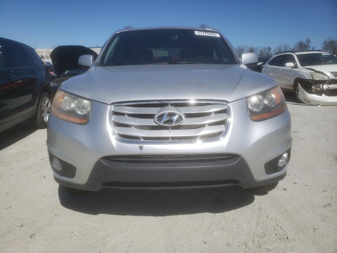 2011 Hyundai Santa Fe - Image 5
