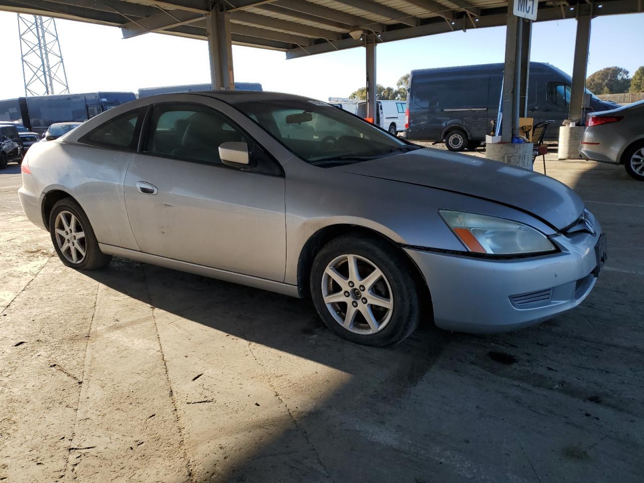 2003 Honda Accord - Image 4