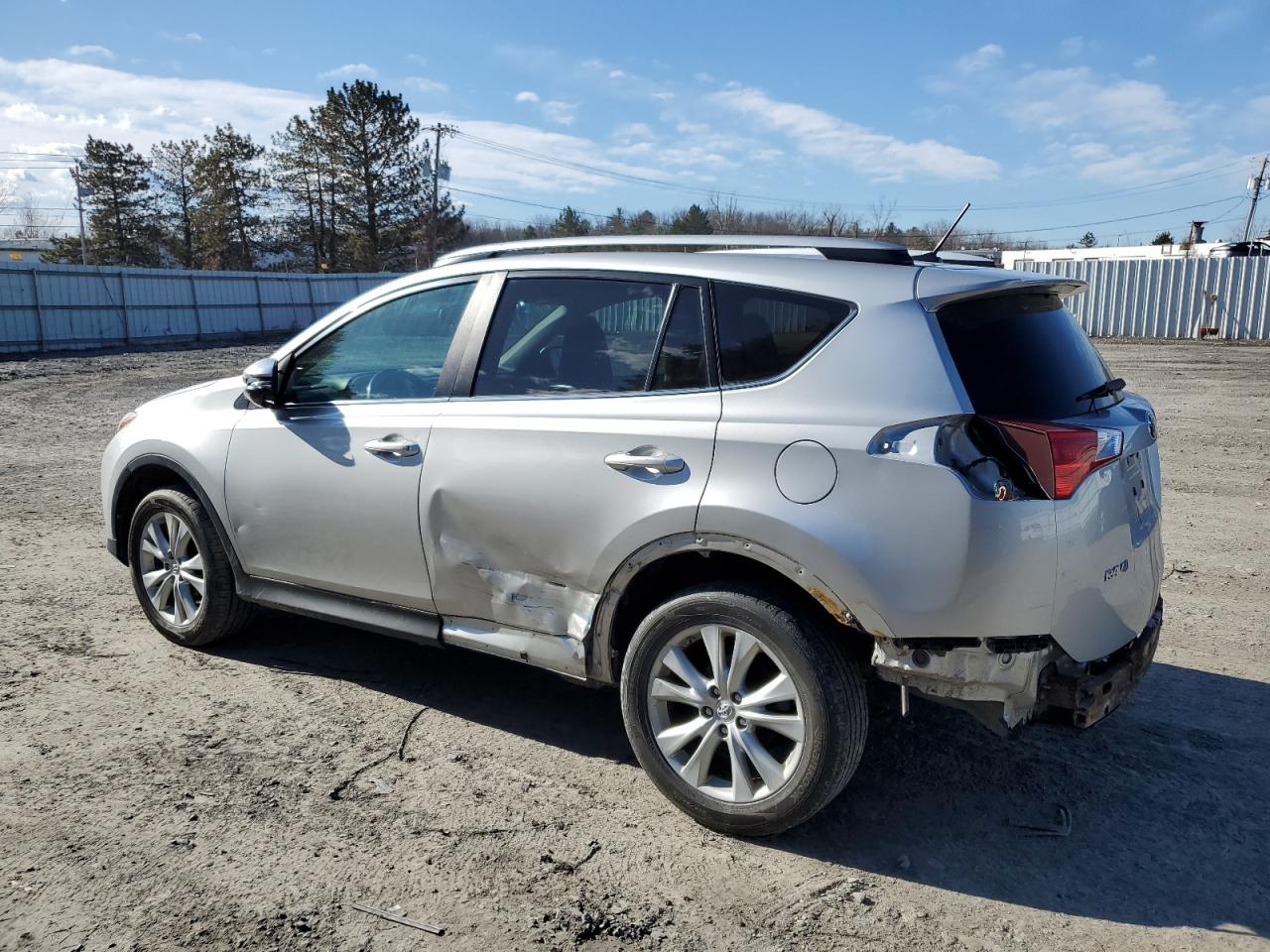 2013 Toyota RAV 4 - Image 2