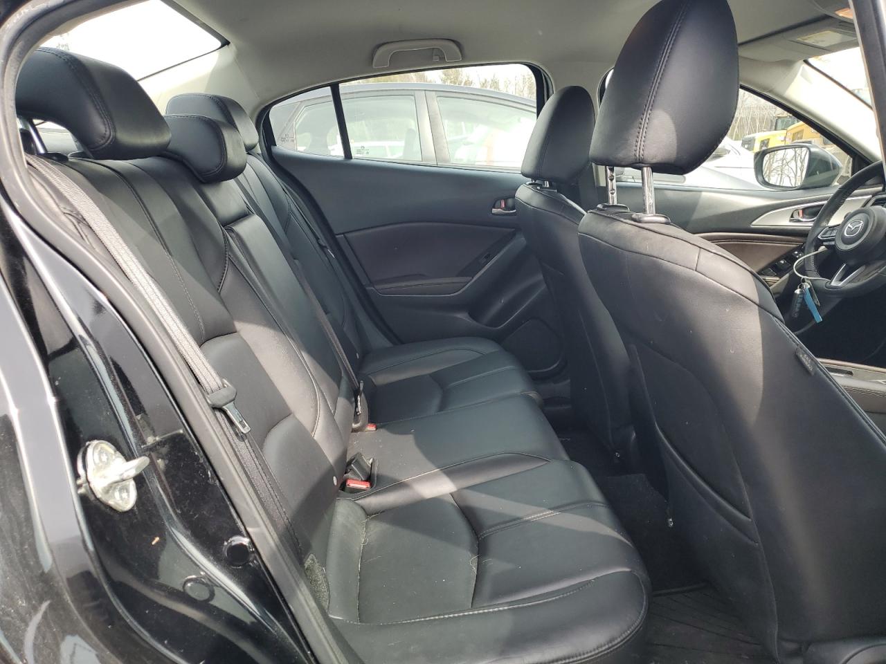 2018 Mazda 3 - Image 10