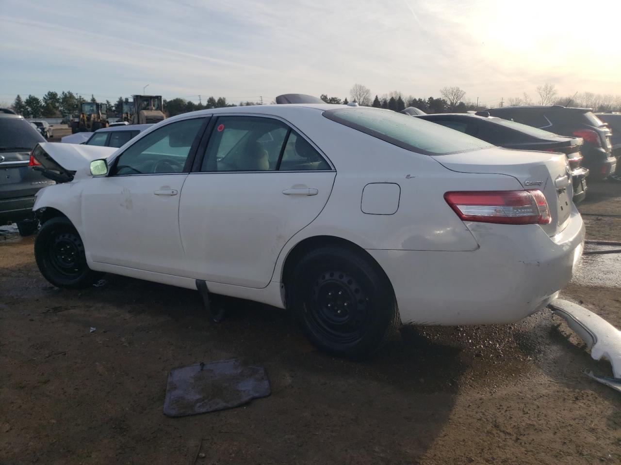 2011 Toyota Camry - Image 2