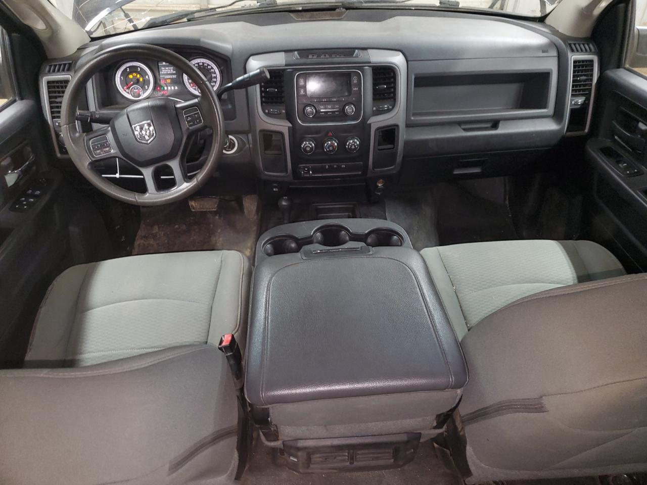 2015 RAM 3500 - Image 8