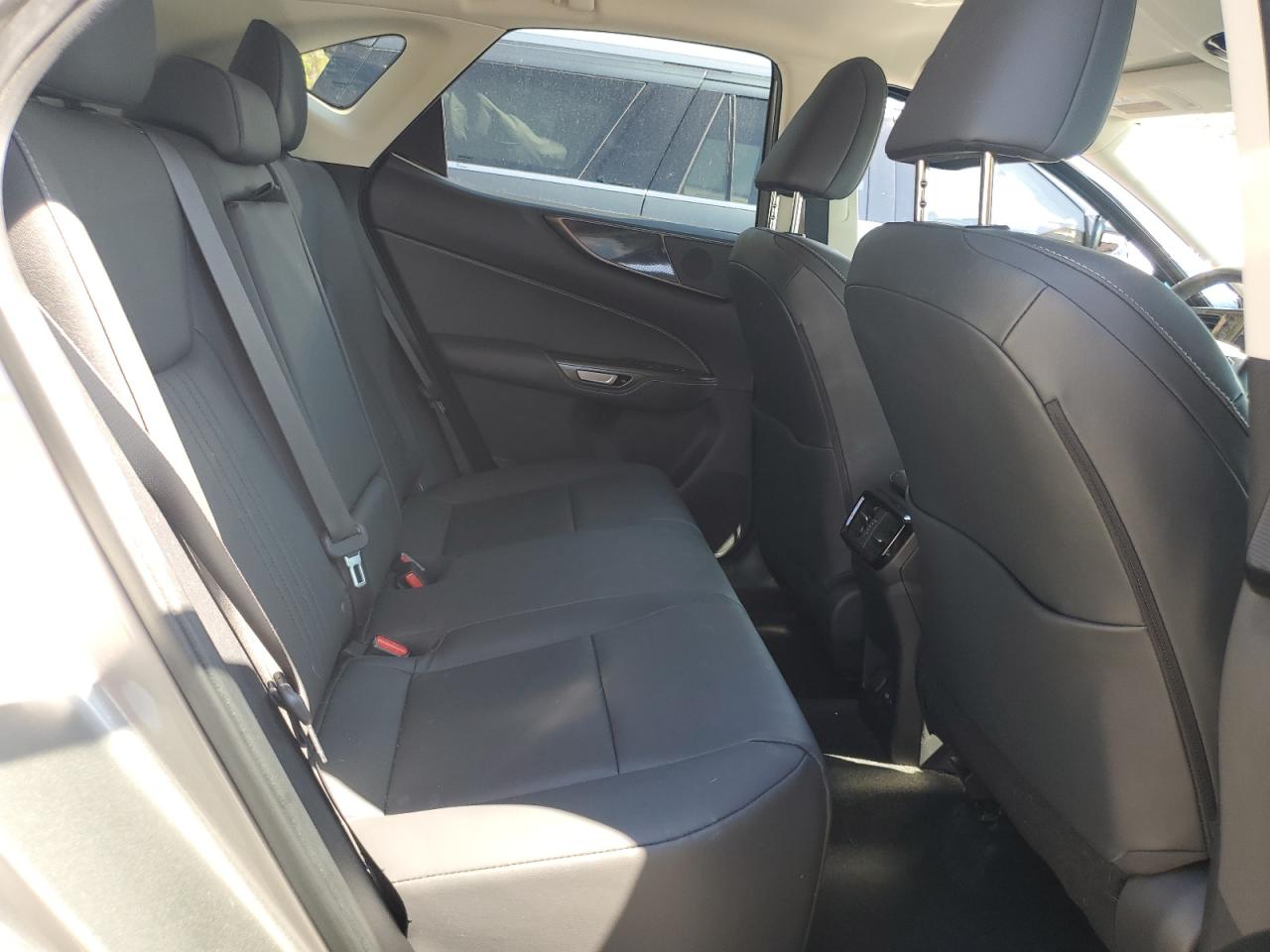 2022 Lexus NX - Image 11