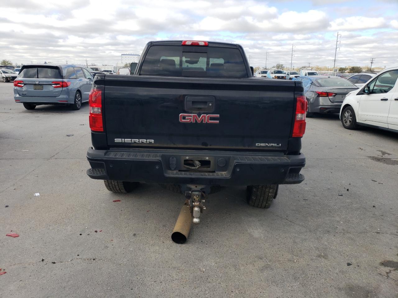2015 GMC Sierra - Image 6