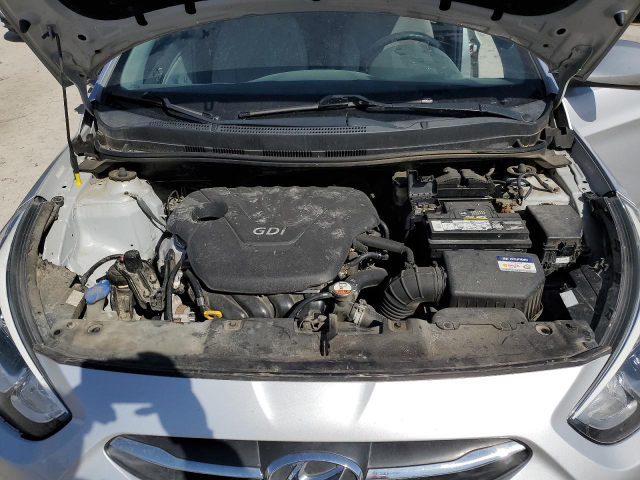 2016 Hyundai Accent - Image 11