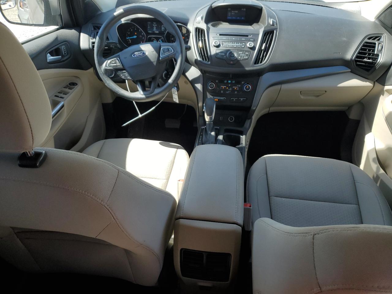 1fmcu0g92jub47139 1FMCU0G92JUB47139 2018 Ford Escape Se