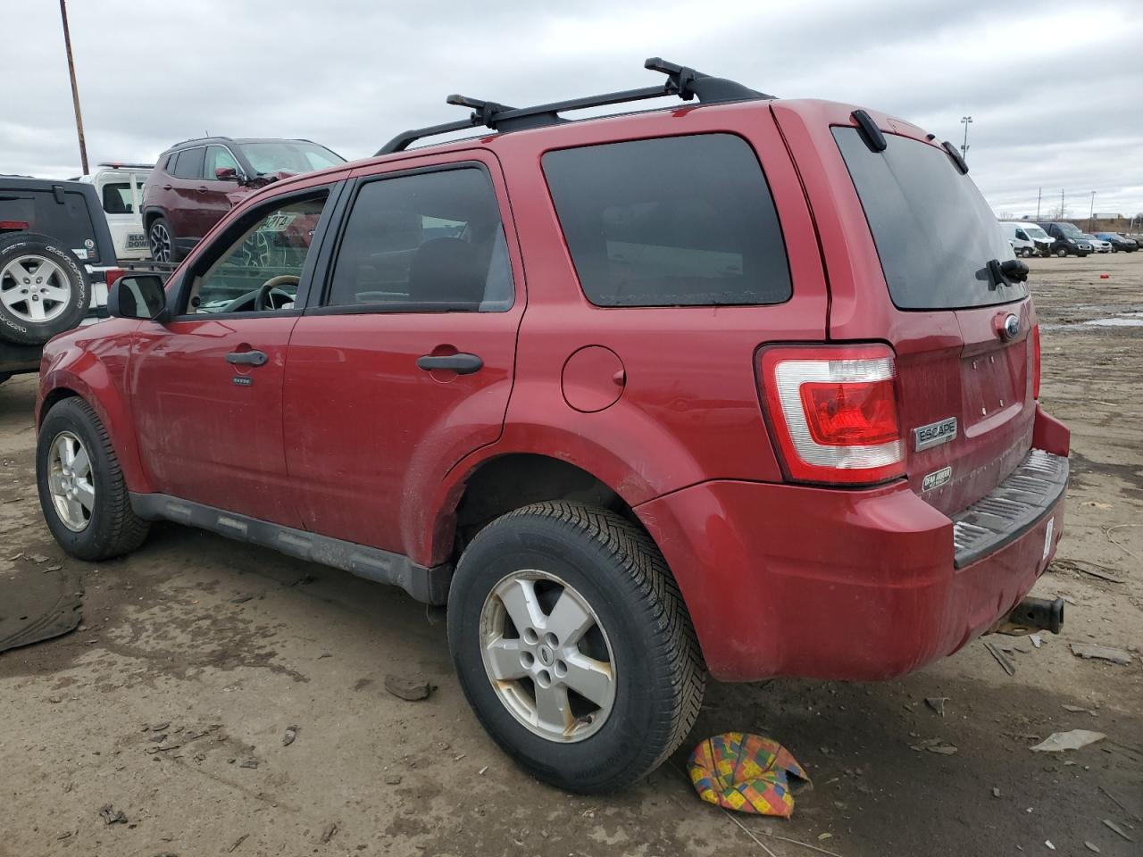 2009 Ford Escape - Image 2