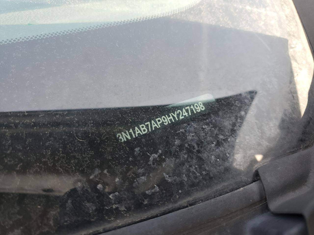 2017 Nissan Sentra - Image 12