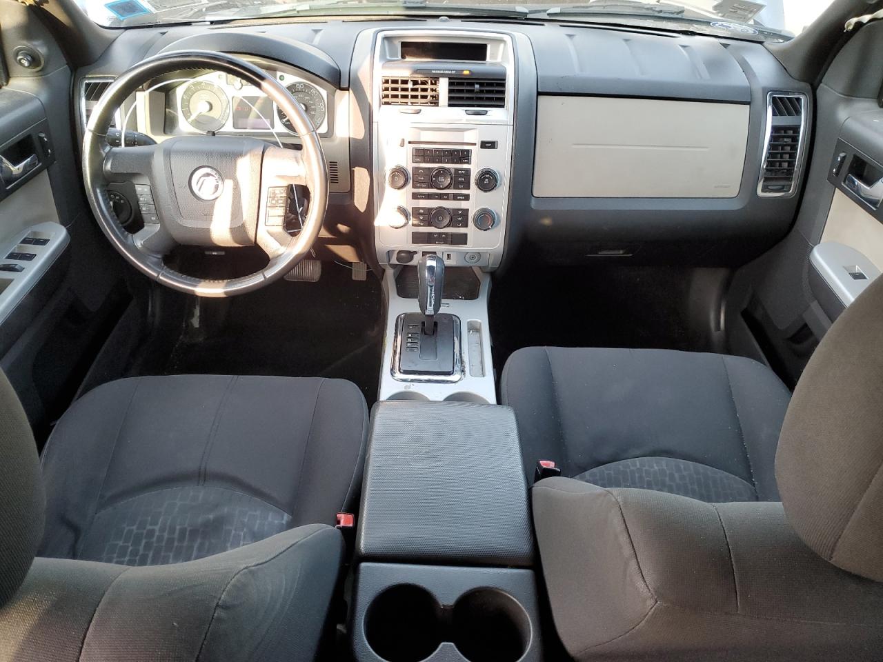2010 Mercury Mariner - Image 8