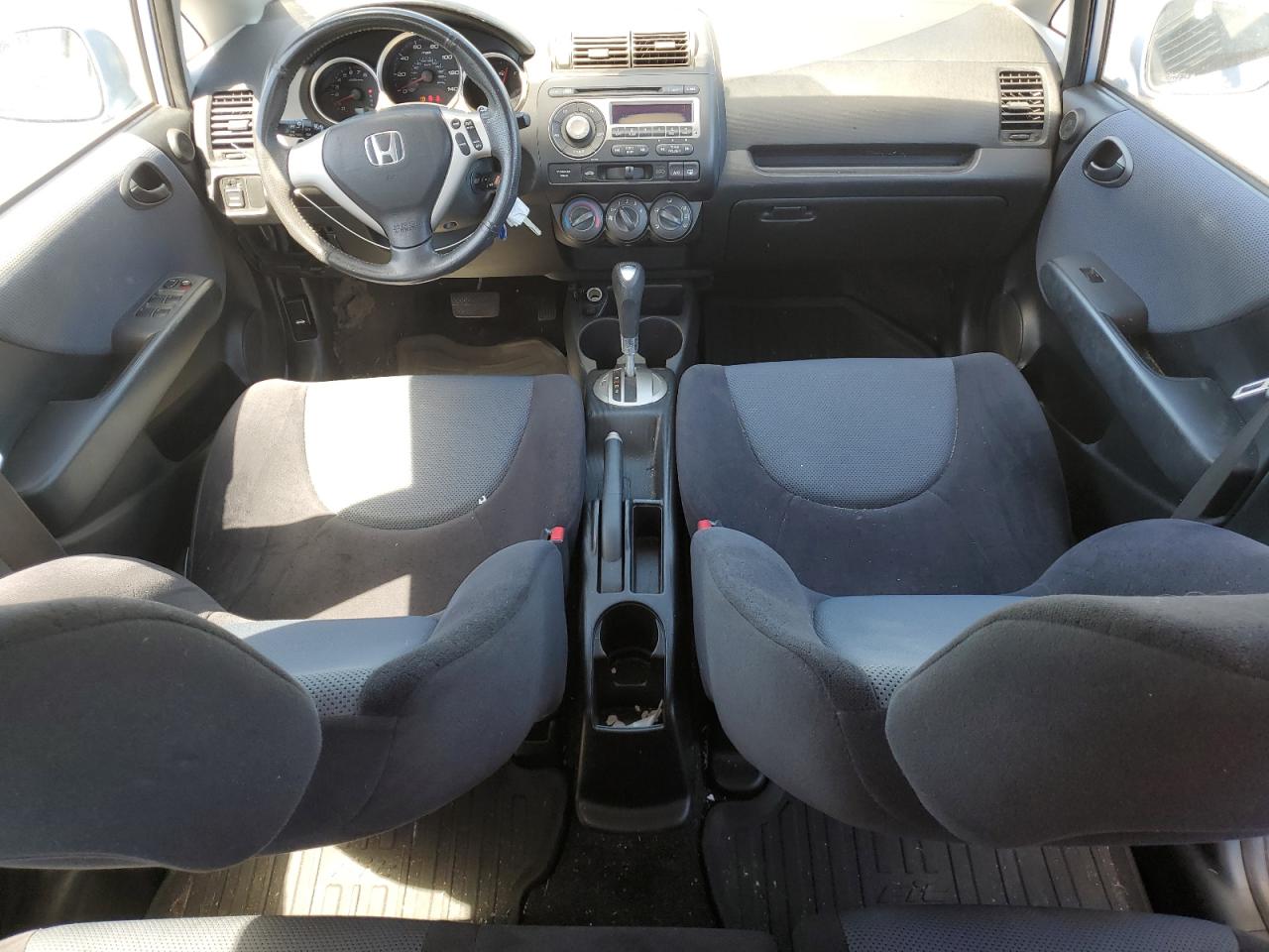 2008 Honda Fit - Image 8
