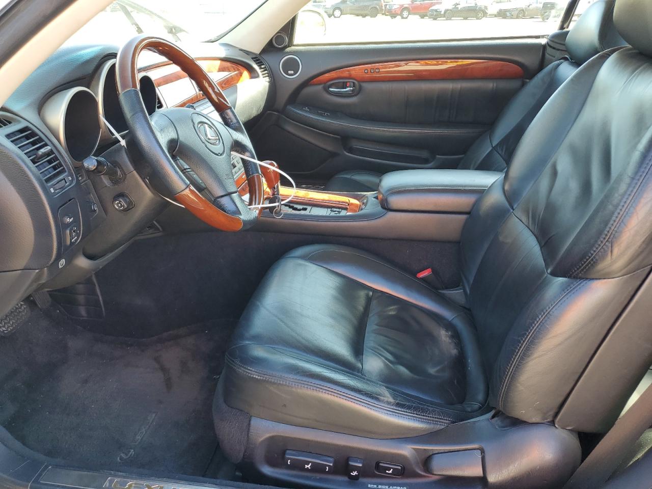 2003 Lexus SC - Image 7