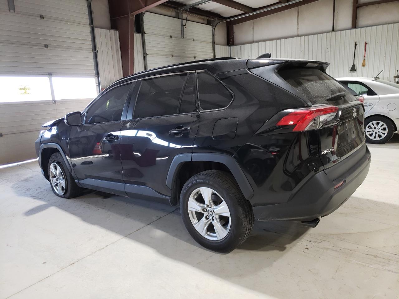 2020 Toyota RAV 4 - Image 2