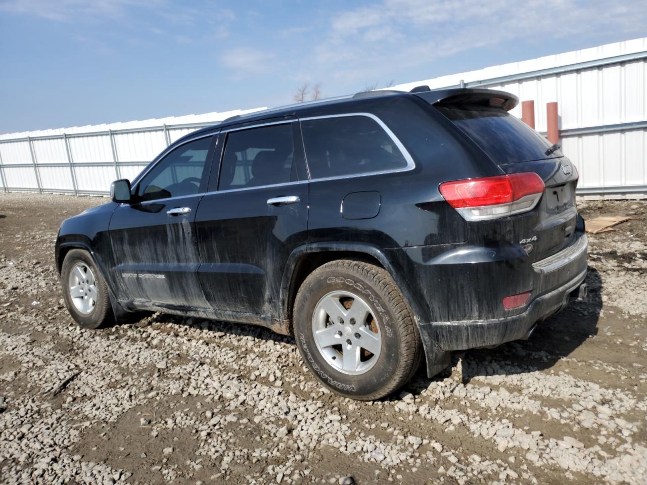 2017 Jeep Grand Cherokee - Image 2
