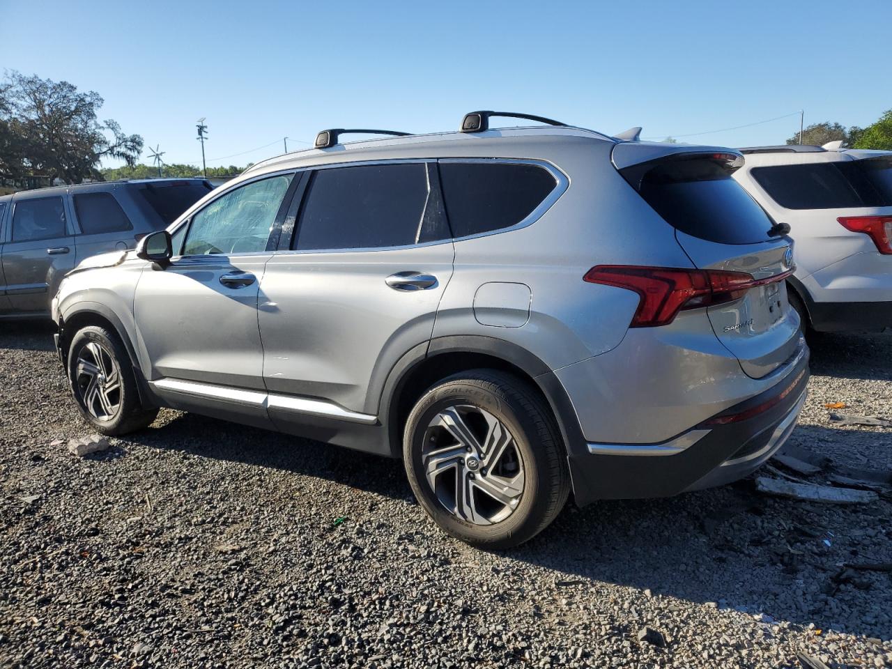 2022 Hyundai Santa Fe - Image 2