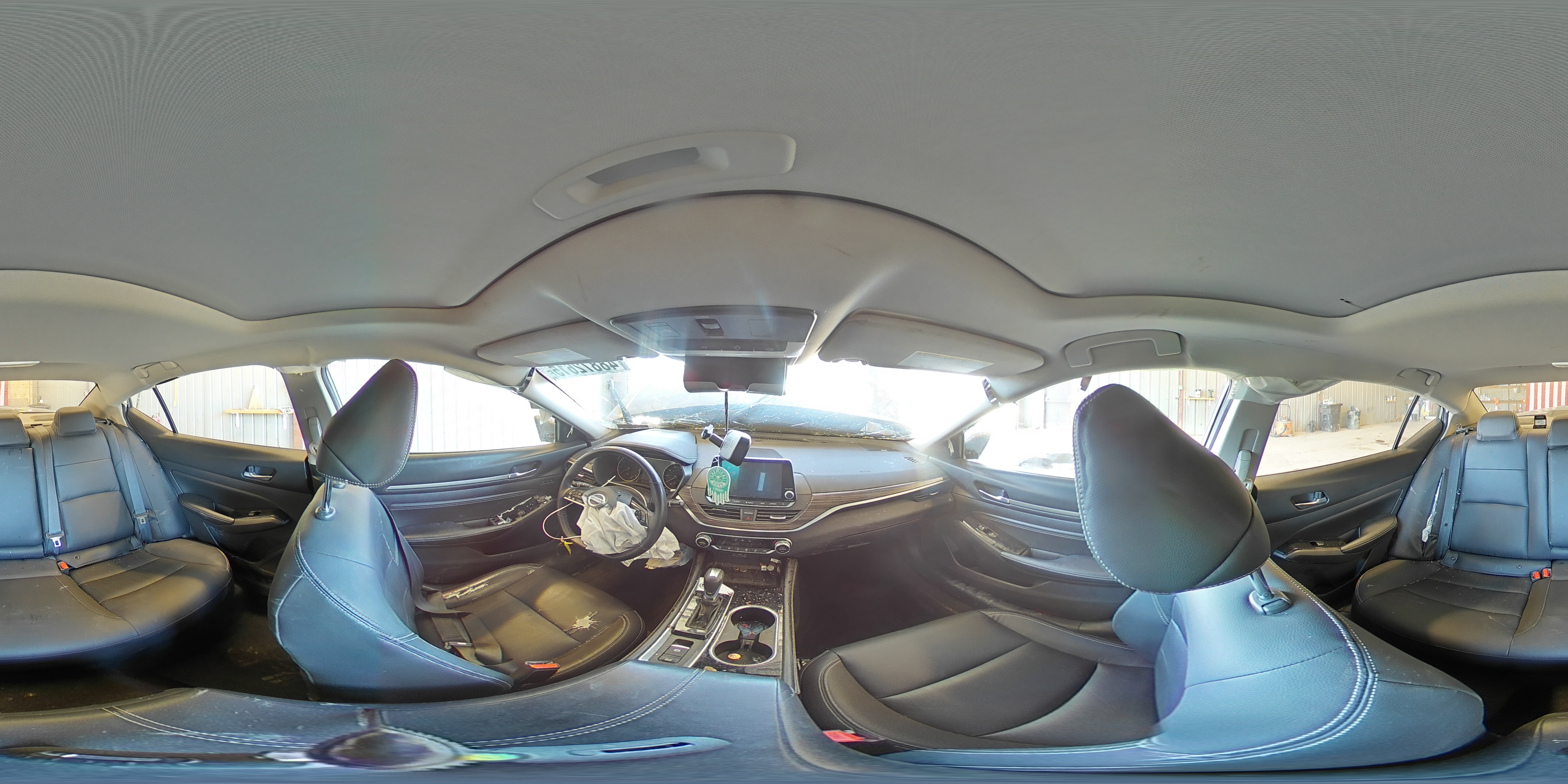 2020 Nissan Altima - Image 13