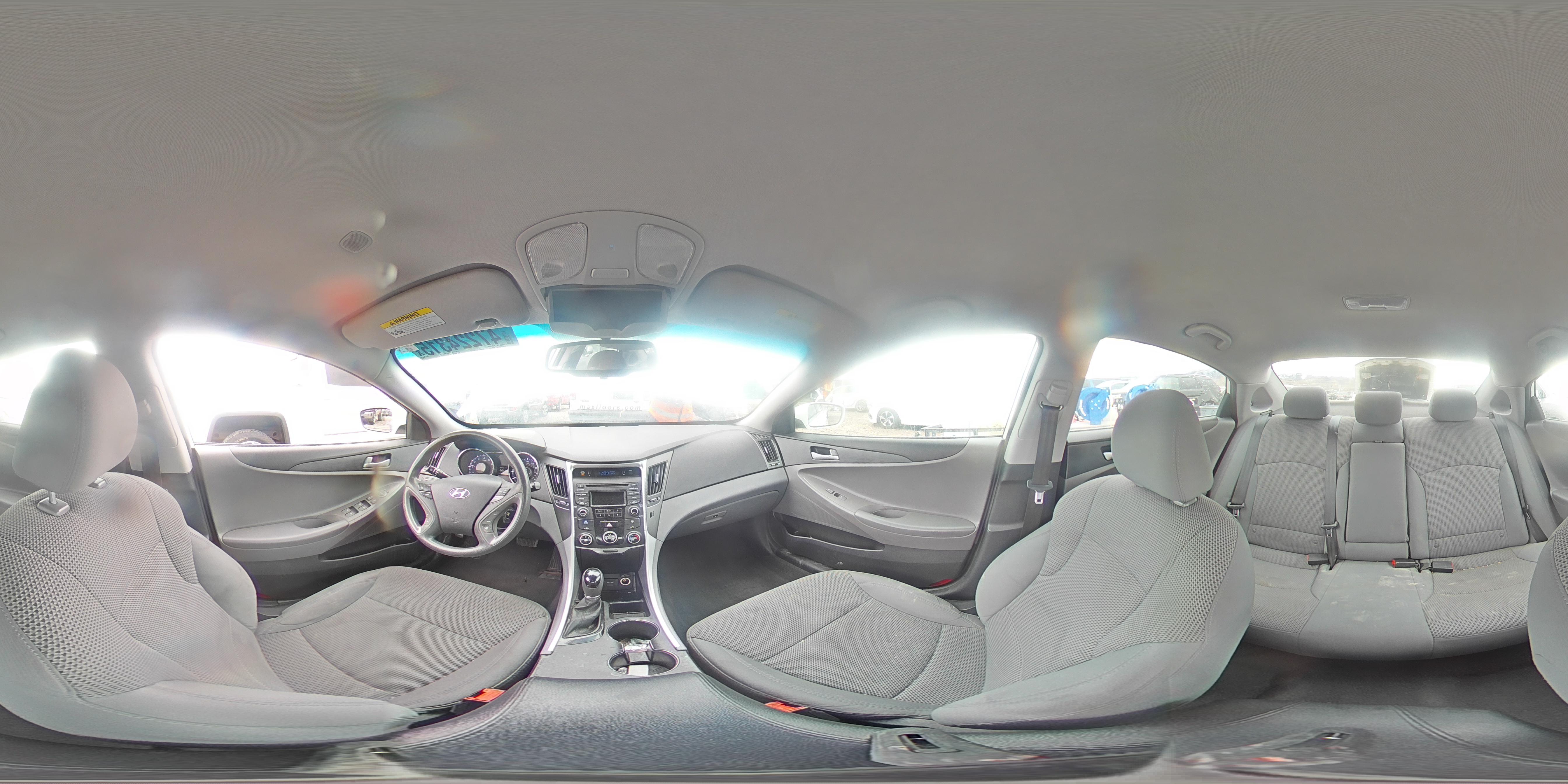 2014 Hyundai Sonata - Image 15