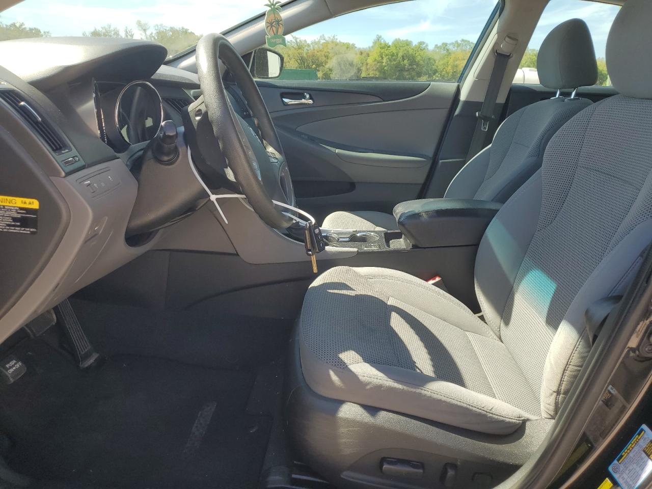 2014 Hyundai Sonata - Image 7
