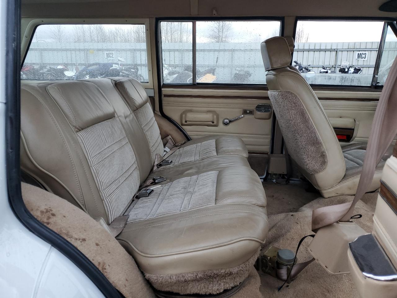 1989 Jeep Grand Wagoneer VIN: 1J4GS5875KP112160 Lot: 49066065
