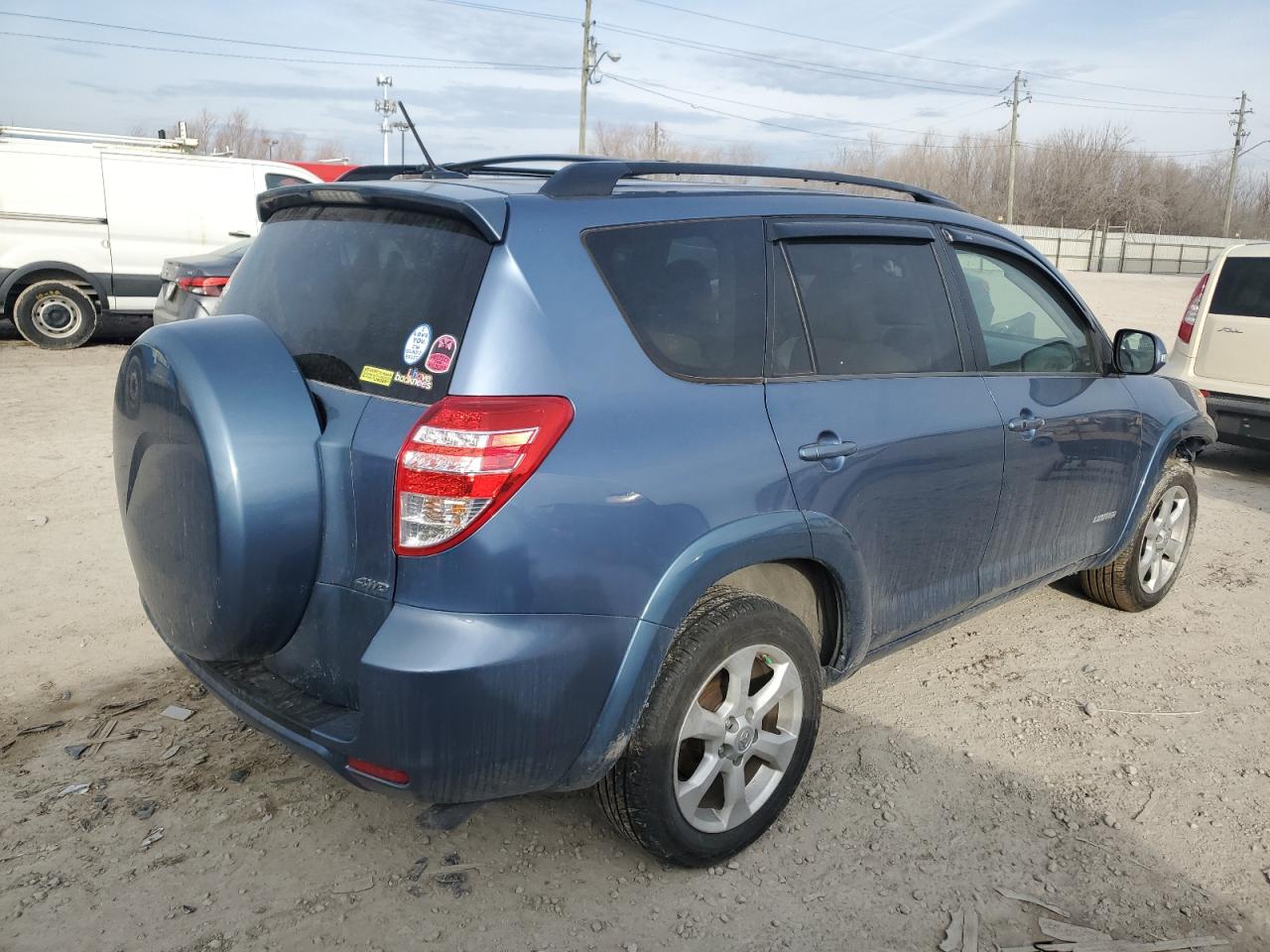2009 Toyota RAV 4 - Image 3