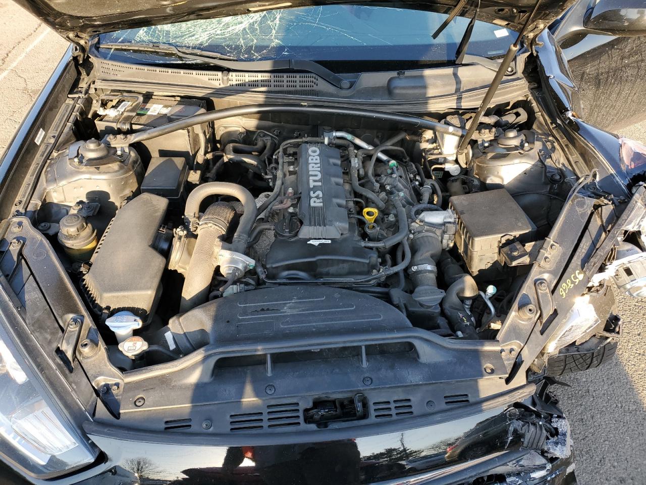 2013 Hyundai Genesis - Image 12