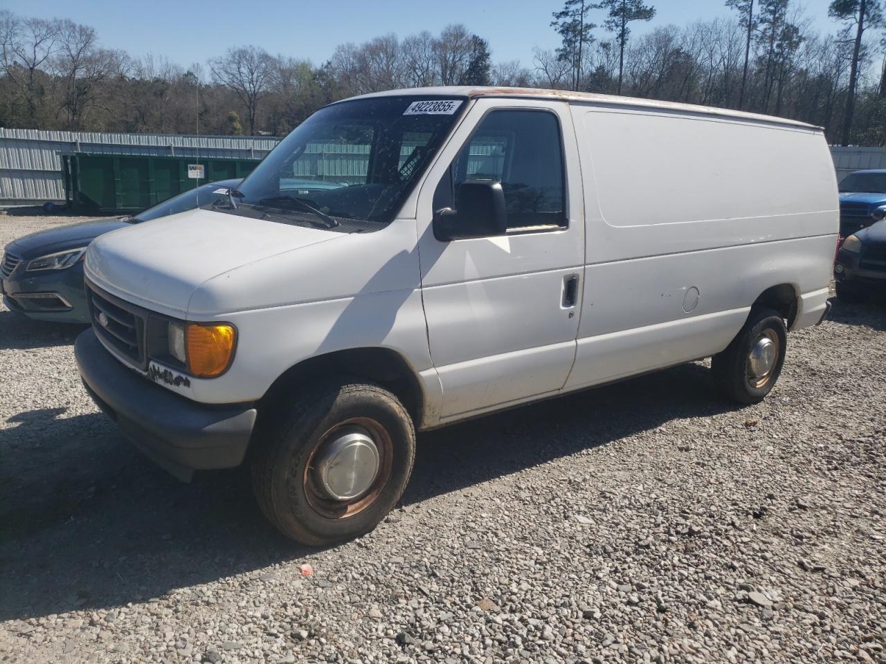 2005 Ford Econoline - Image 1