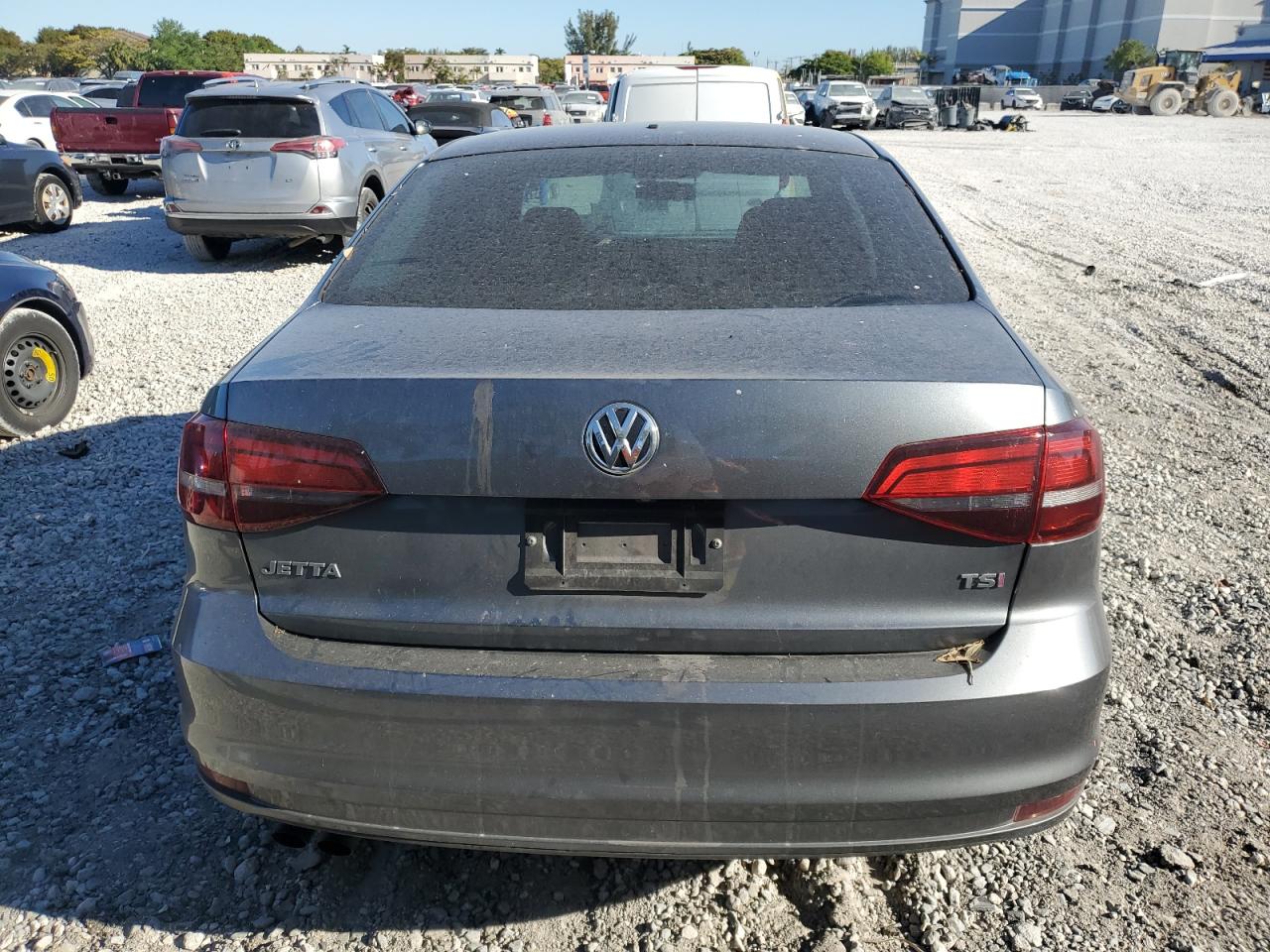 2017 Volkswagen Jetta - Image 6