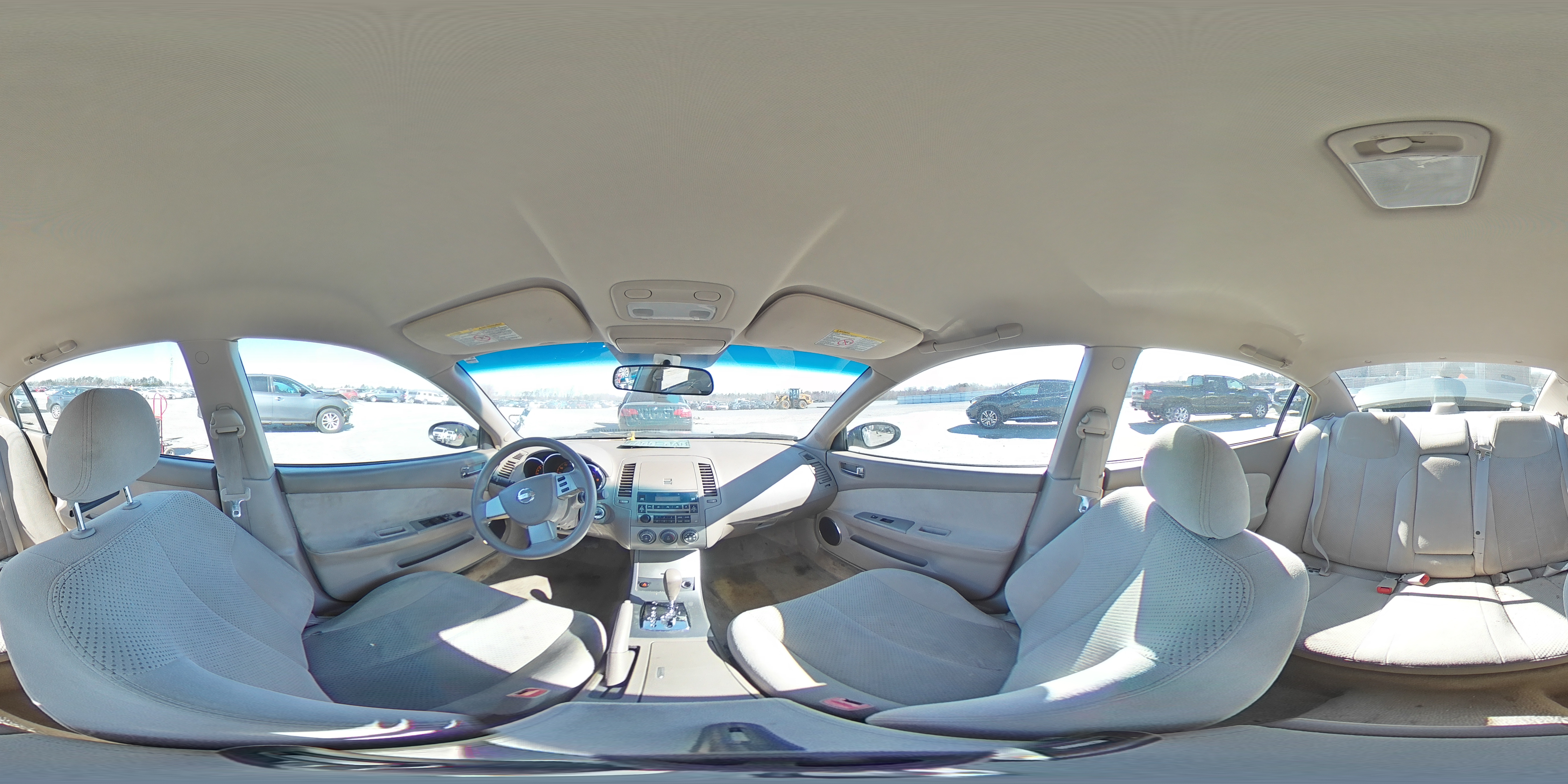 2005 Nissan Altima - Image 13