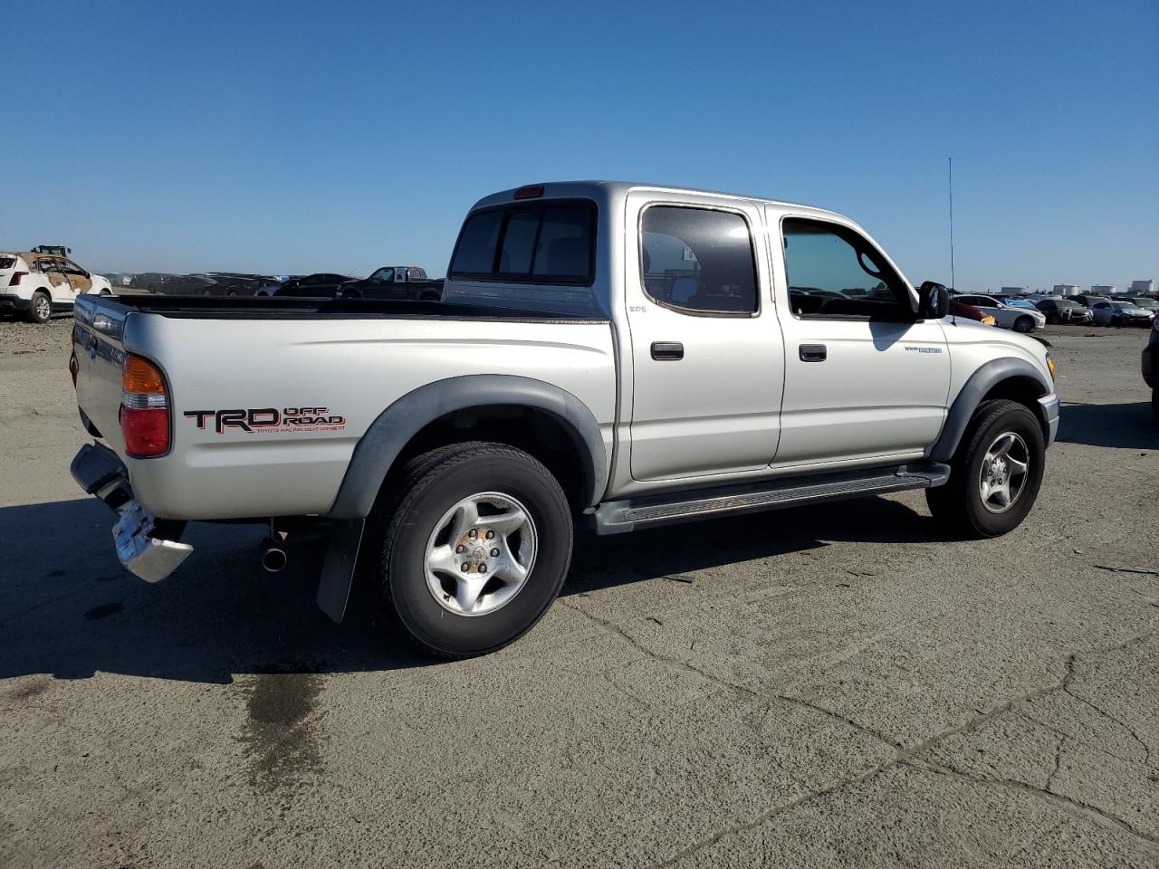 2004 Toyota Tacoma - Image 3