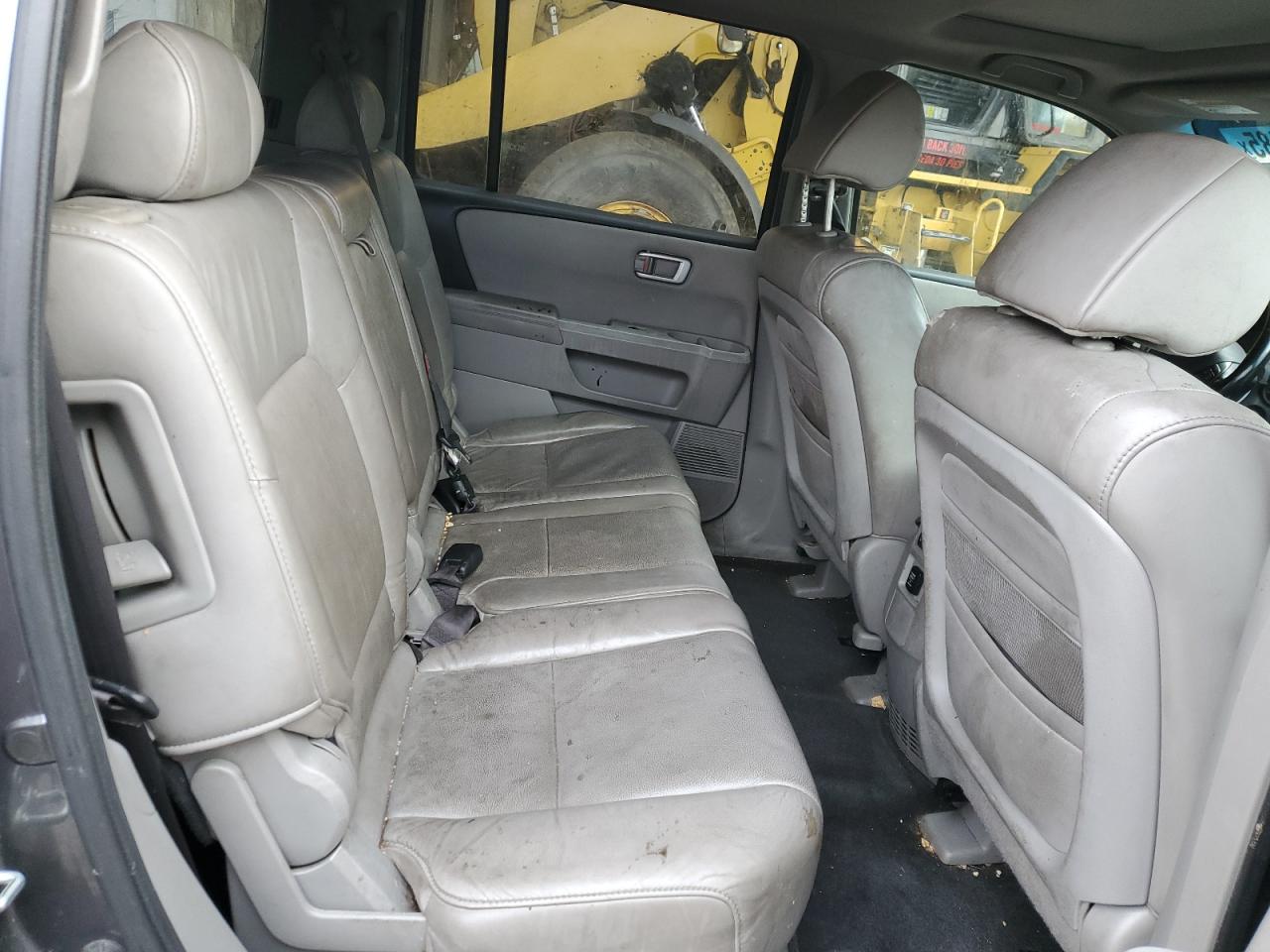 2011 Honda Pilot - Image 12