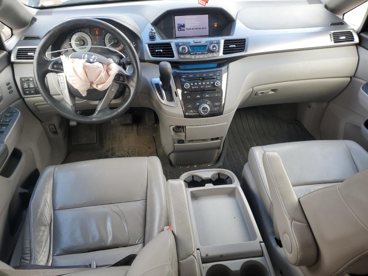 2011 Honda Odyssey - Image 8
